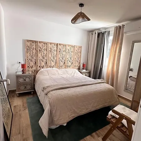 Beautiful House 100 Metres From Santandria *